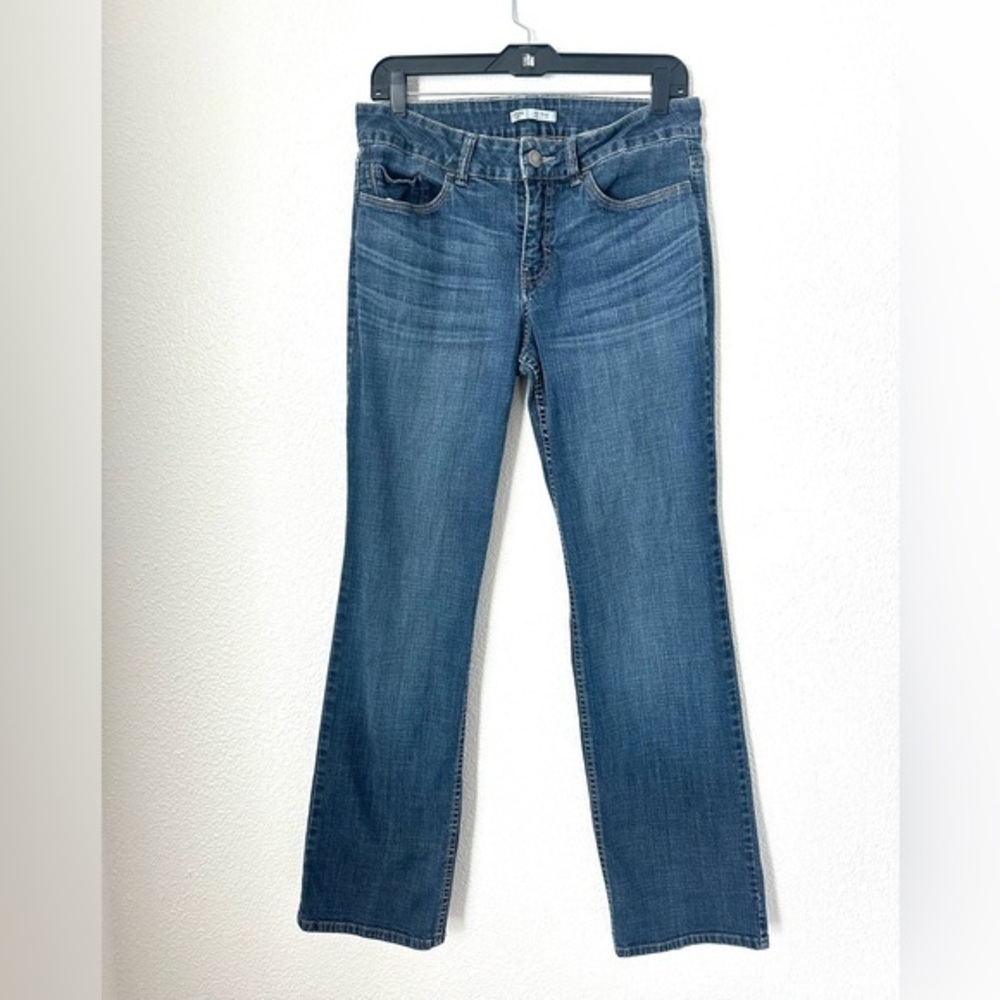 Rider by Lee Jeans Women’s 8 Blue Straight Leg Mid Rise Medium Wash Pant